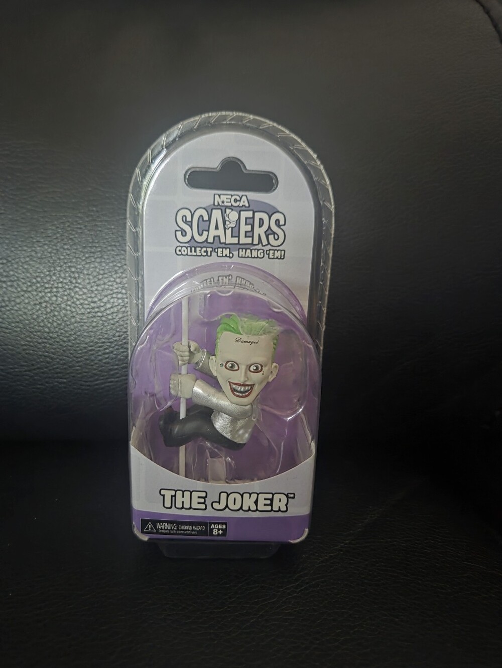 DC Neca Scalers The Joker Hanging Figure